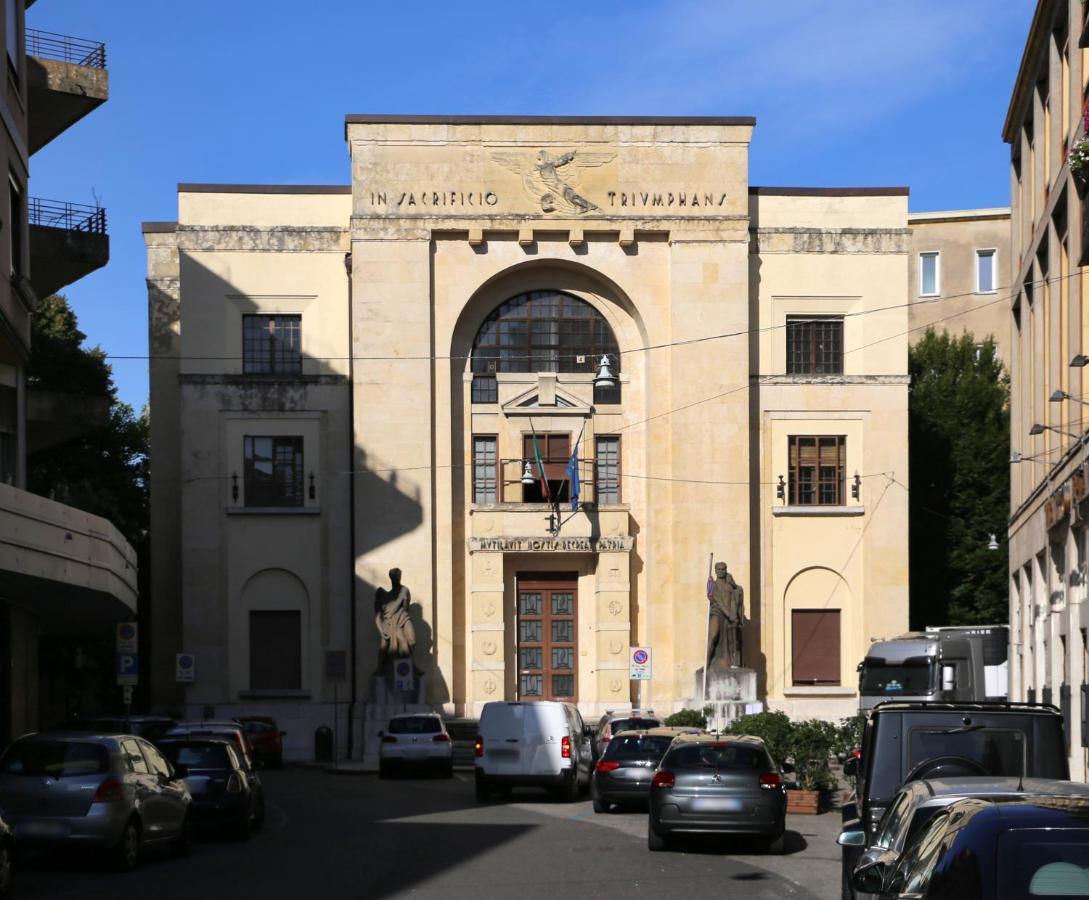 Al Teatro Ξενοδοχείο Βερόνα Εξωτερικό φωτογραφία